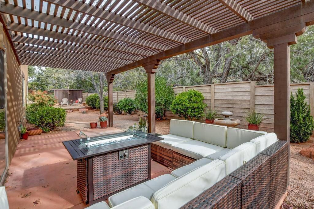 Sedona Retreat W/ Tesla Mobile Charger Villa Exterior photo